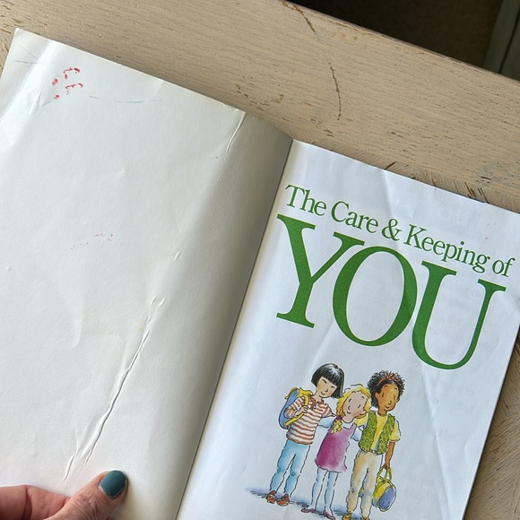 The Care & Keeping of YOU: The Body Book for Girls - Picture 4 of 12